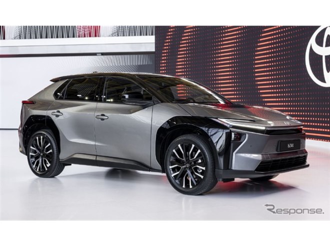 トヨタ『bZ4X』、改良新型が欧州デビュー…航続と充電速度が向上 - 価格.com