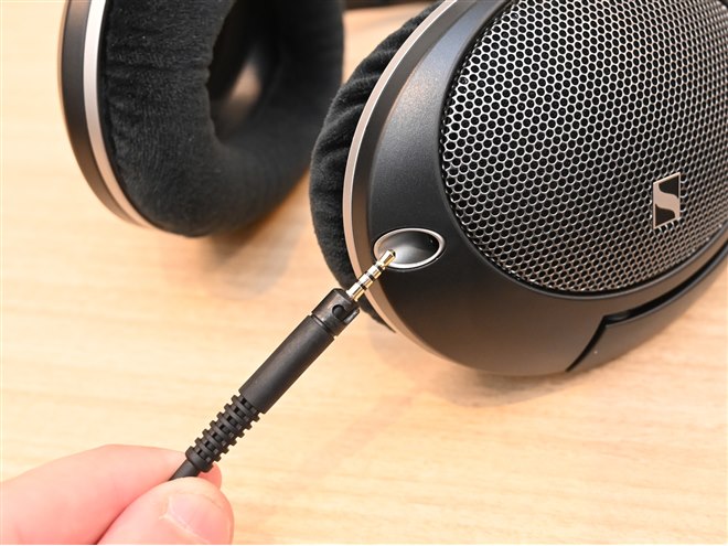 ゼンハイザー、「HD 620」と同じ振動板を採用したヘッドホン「HD