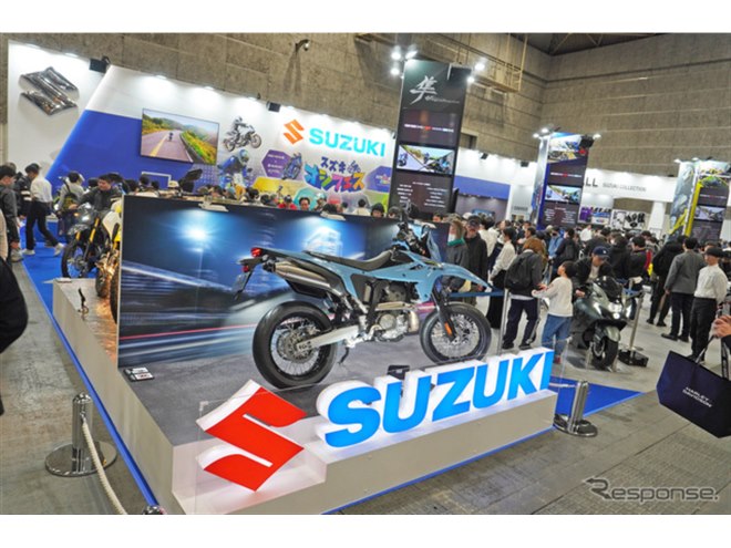 推しはどっち？」スズキのデュアルパーパス『DR-Z4S』＆スーパーモト