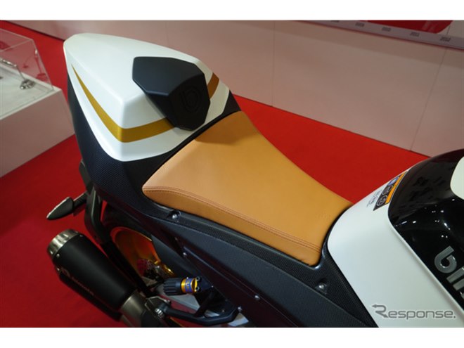 乗れるアート」カワサキが輸入販売するイタリア車の新型『KB4RC』が