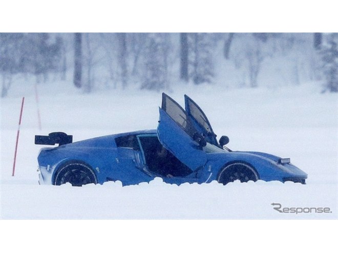 44年ぶりにBEVで復活！ アルピーヌ『A310』新型プロトタイプを捕捉