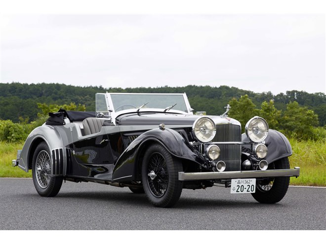 明治産業が1938年に製造された英国車アルヴィスのコンティニュ