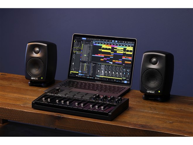 Genelec、2ウェイ・モニター「8000」「8300」シリーズに新色