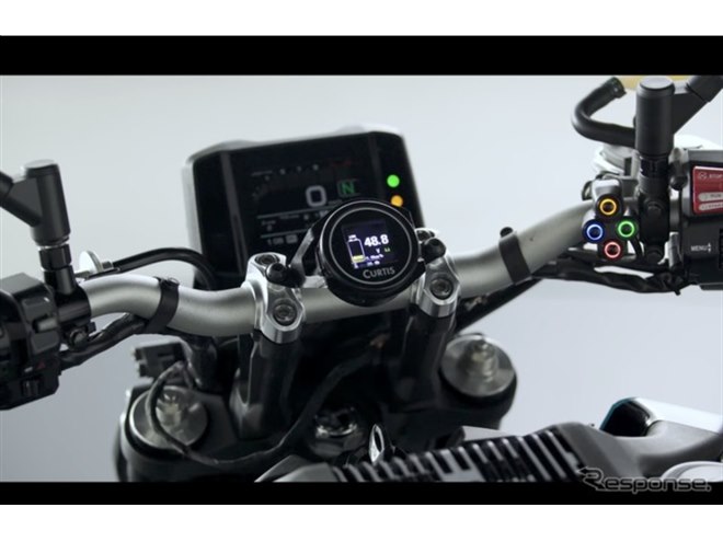 ヤマハ、大型バイク用プラグインハイブリッド技術を公開、エンジン車と