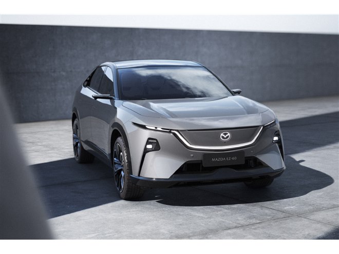 マツダが新たな電動SUV「マツダEZ-60」を上海モーターショーで公開