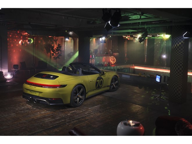 全世界1500台の限定モデル「ポルシェ911スピリット70」が登場
