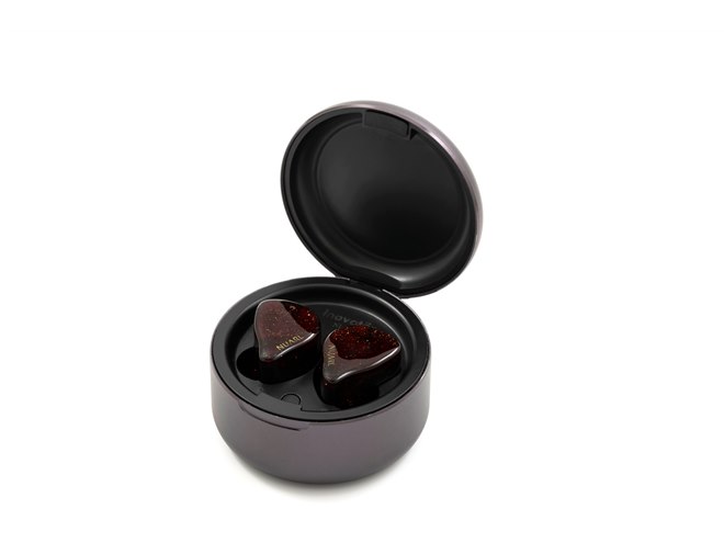 NUARL、ハイエンドTWS「Inovator」に新色「Burgundy Red」を追加
