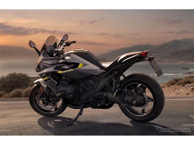 BMWのスポーツツアラー『R 1300 RS』、最強ボクサーエンジン搭載で全面