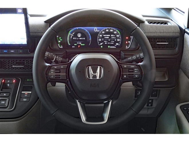 ホンダが「ステップワゴン」に2つの新グレードを設定 予防安全