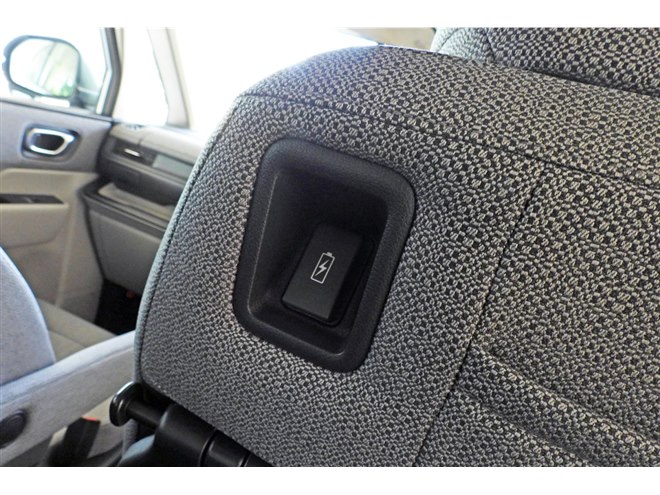 ホンダが「ステップワゴン」に2つの新グレードを設定 予防安全