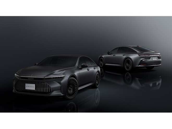 限定セール！ トヨタクラウンセダン ブラックエディション プレシャスブロンズ クラウンセダン】展示車入りました🚗✨