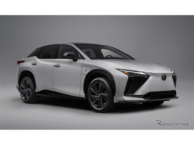 レクサス『RZ』がパワーアップ、米2025年モデルに最強の「550e F SPORT