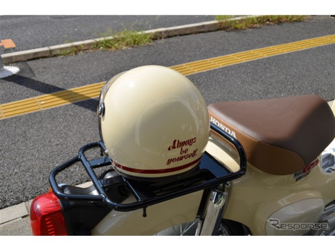 女性ライダーの声で“レトロかわいい”人気ヘルメットが復刻！ Baico