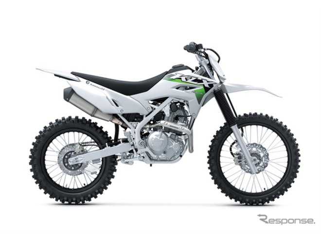 夢が膨らむバイクだな」進化したカワサキのオフ車に熱視線！ 54万円台