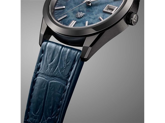 uThe CITIZEN AQ4106-26Lv