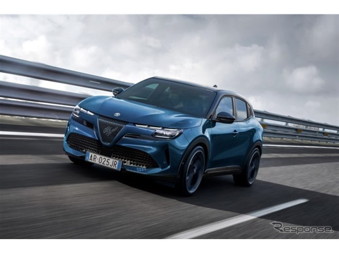 新型コンパクトSUV、アルファロメオ『ジュニア』はスポーツ精神と先進