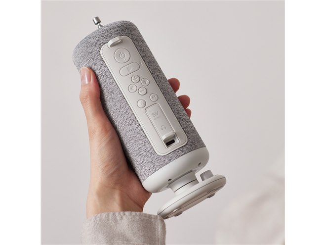 リズム、防災ラジオにもなる手回し充電が可能なBluetoothスピーカー