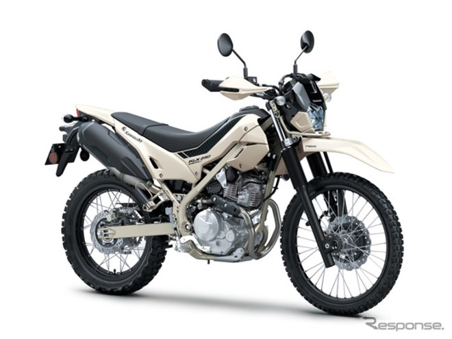 人気の“シェルパ”に新たな選択肢、足つき性を向上したカワサキ『KLX230