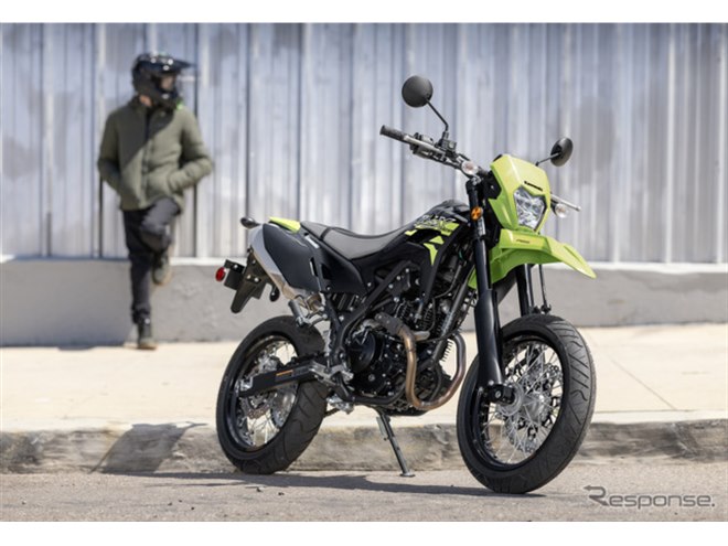 カワサキ『KLX230SM』、新カラーとスマホアプリ対応で9月15日発売…63万