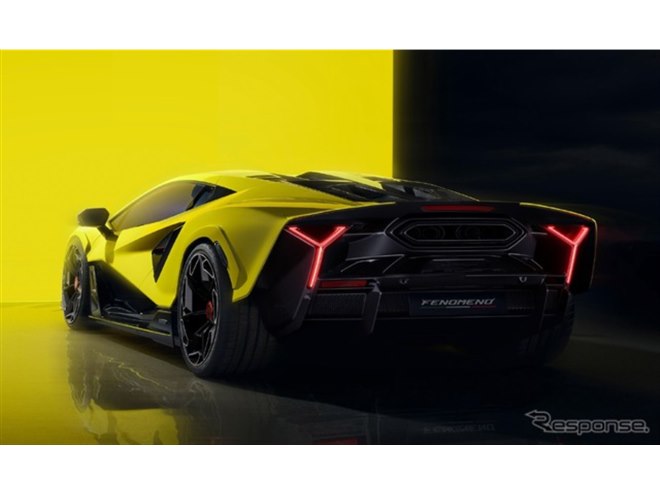 ランボルギーニ、世界29台限定の新型『フェノメノ』登場に大興奮