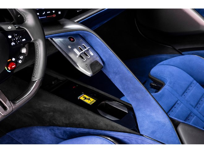 Ferrari テスタロッサステアリング ホイール フェラーリが新型スーパー