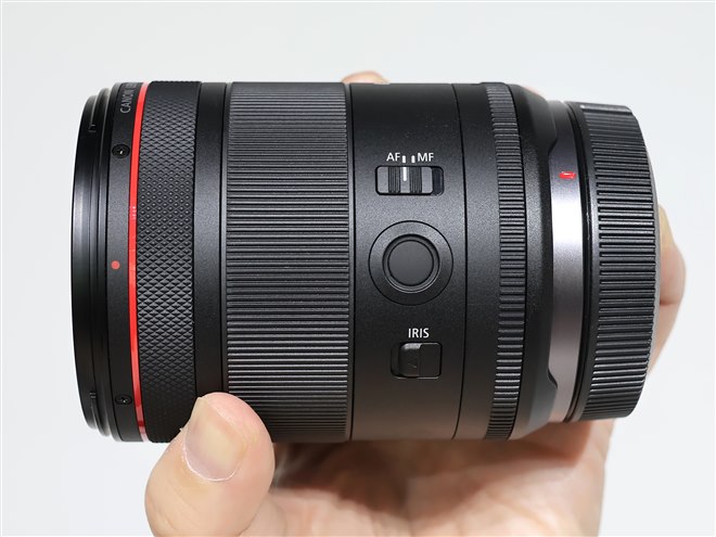 キヤノン、開放F値1.4の大口径広角単焦点レンズ「RF85mm F1.4 L