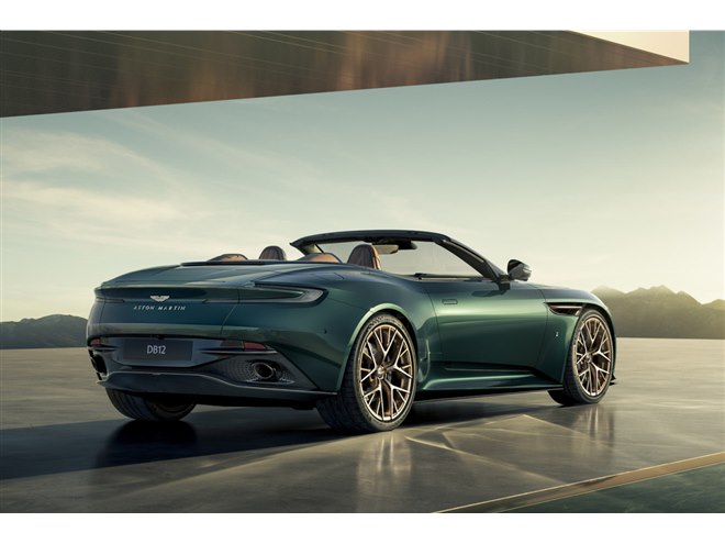 祝「ヴォランテ」60周年 アストンマーティンが特別な「ヴァンキッシュ