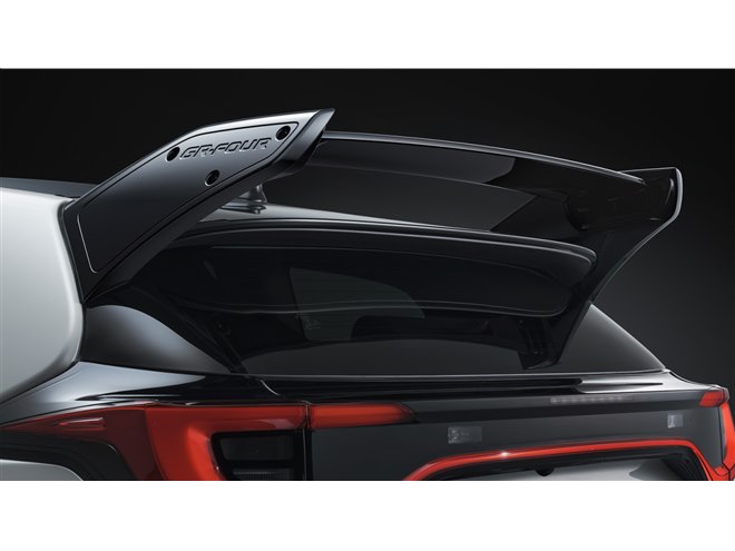 b*s様 GRヤリス　エアロパフォーマンスパッケージ　リアバンパーエクステンショ トヨタが「GRヤリス」に空力パーツキット「エアロパフォーマンス