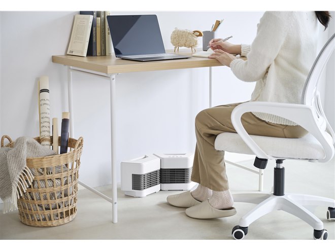 アイリスオーヤマ、2つの送風口を自在に調整して使える「セラミック