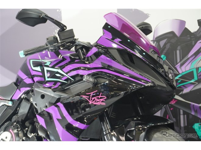 スズキが特別協賛で参加、「ストリートファイター6」コラボバイク展示