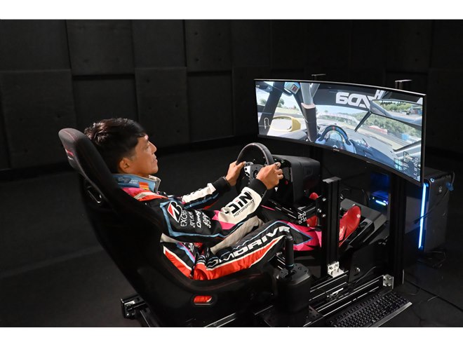 セガがレーシングシミュレーター『Project Motor Racing』を11月に発売