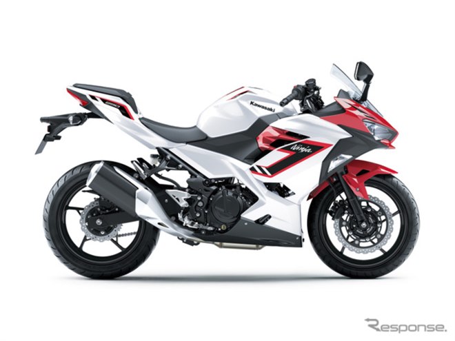 カワサキ『Ninja 250』に新色追加、11月1日発売、72万6000円 - 価格.com