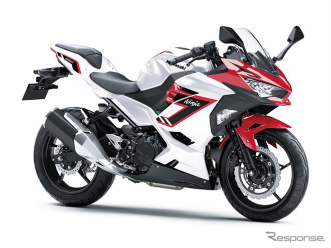 カワサキ『Ninja 250』に新色追加、11月1日発売、72万6000円 - 価格.com