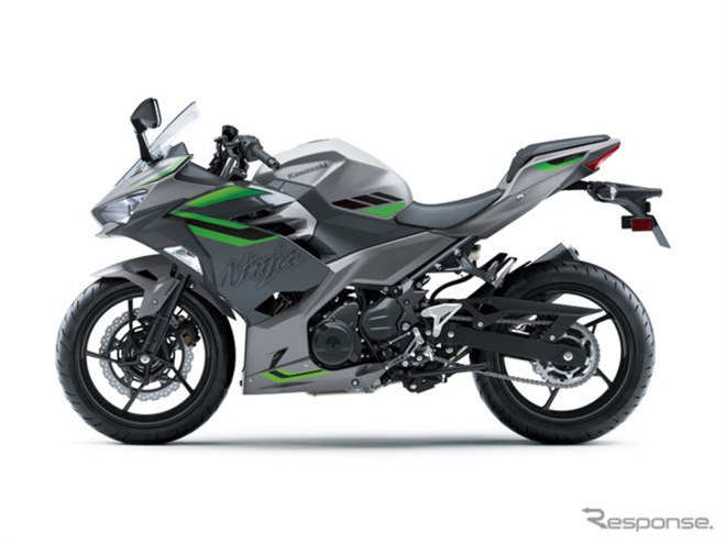 カワサキ『Ninja 400』2026年モデル発表、新色2色で11月発売、価格は81