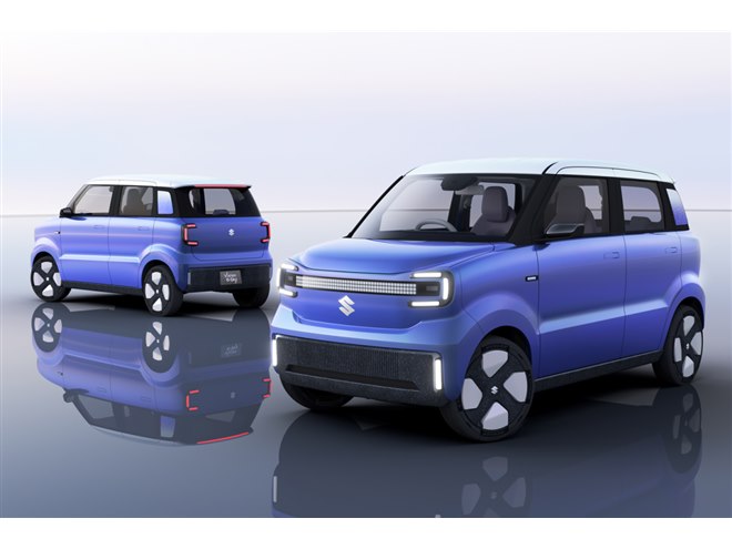 スズキは「By Your Side」をテーマにブースを出展 二輪・四輪の次世代