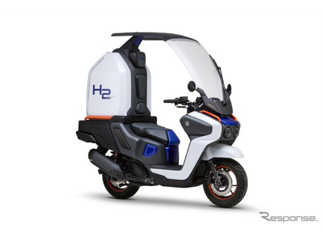 ヤマハ発動機が新型3輪オープンカー、「AIで成長する」2輪車を世界初