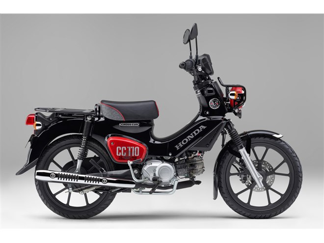 ホンダの「スーパーカブ110」「クロスカブ110」シリーズが新価格に