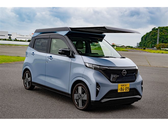 太陽光発電で年間3000km走れる「日産サクラ」のプロトタイプが登場
