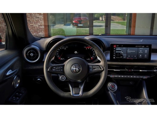 アルファロメオ『トナーレ』に改良新型、スーパーカー『33ストラダーレ