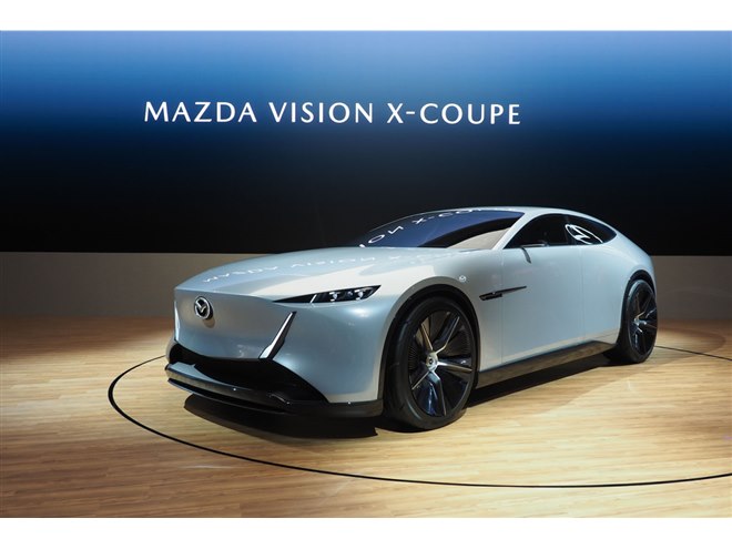 マツダが「ビジョンXクーペ」「ビジョンXコンパクト」と新型「CX-5」を