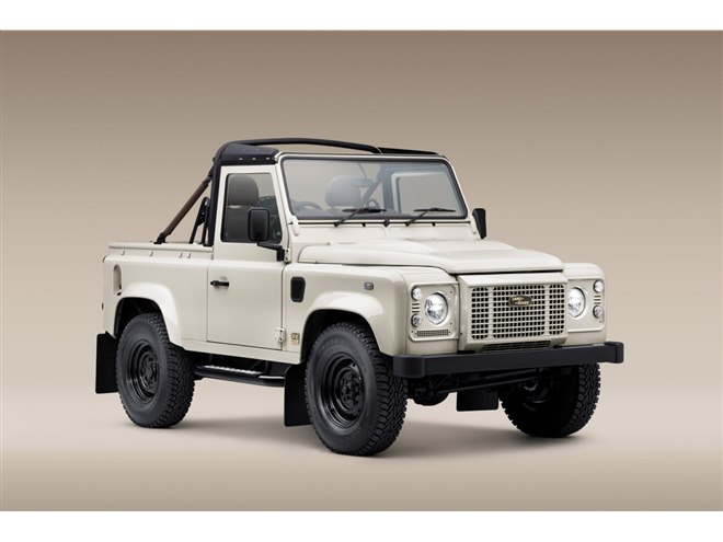 日本での開業75周年を記念した「ランドローバー・クラシック