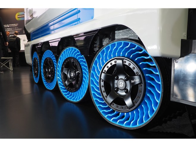 2025製造のブリヂストンの新古タイヤ！2本！ じむさん専用ページ 2025製造のブリヂストンの新古タイヤ！2本！ じむさん専用ページ 2025年