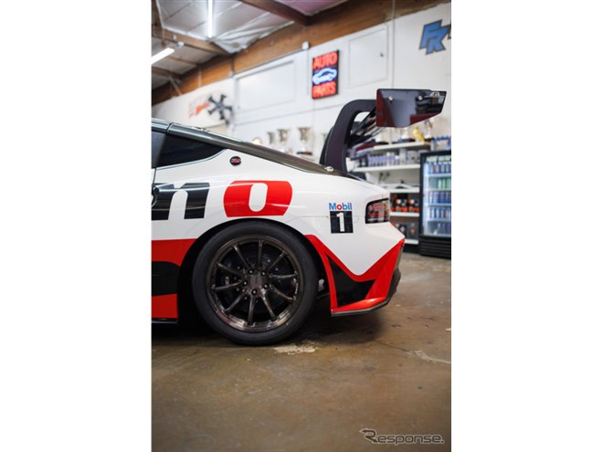 日産 フェアレディZ をレーシングカーにカスタム、「NISMO GT-Z」発表