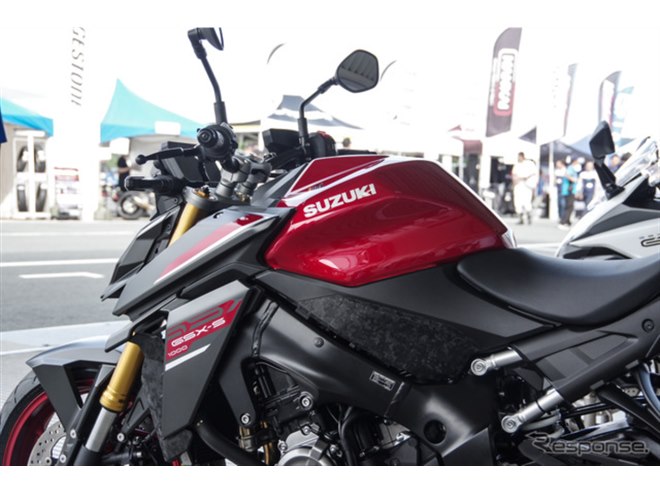 スズキ　GSX-S1000　GSXS1000　リッター　ストリートファイター　佐賀　久留米　福岡　検　SS　スーパースポーツ　GSX GSX-Rの心臓を持つ最強ストリートバイク！ GSX-S1000に新色 | Motor