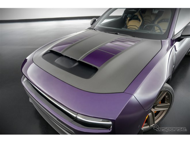 550馬力のマッスルカー『チャージャー』新型を純正用品でカスタム