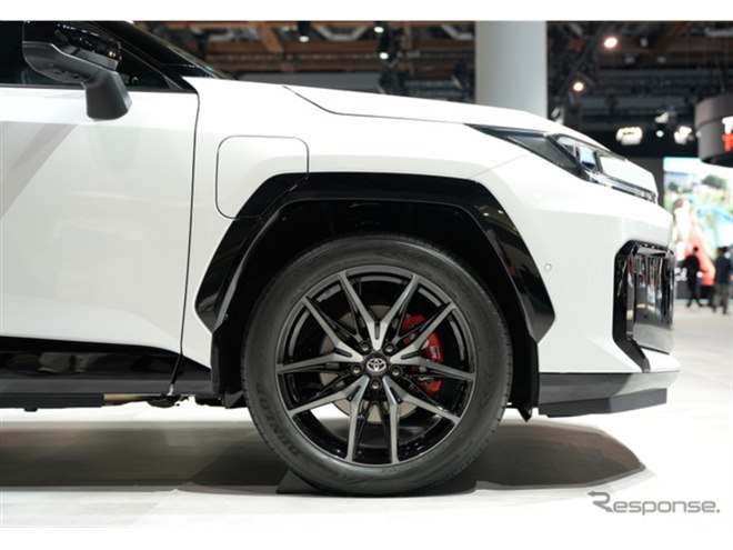 3つの味」が選べる新型トヨタ『RAV4』日本仕様が一般公開！ 2025年度内
