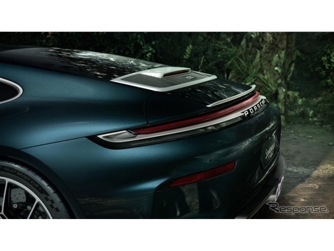 デザイナー天才」とSNSで話題！ 熱帯雨林モチーフのポルシェ