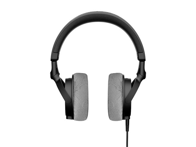 beyerdynamic、密閉型スタジオヘッドホンのエントリーモデル「DT 270
