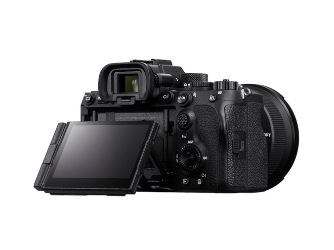 ソニー、AI認識性能が大幅に向上したフルサイズミラーレスカメラ「α7 V