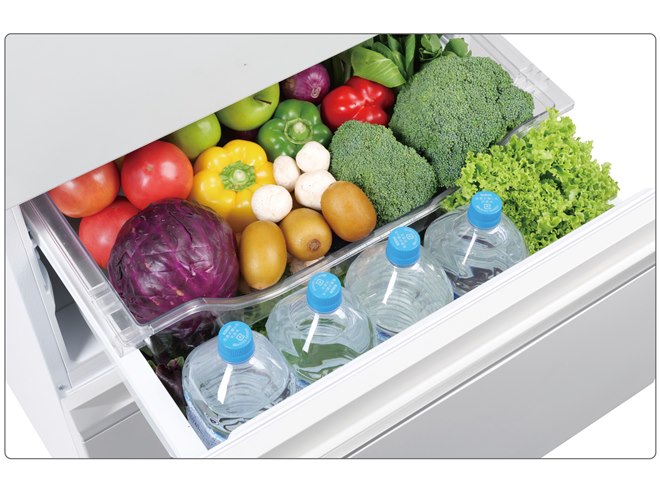 AQUA、幅600×奥行600mmで大容量401Lの5ドア冷蔵庫 - 価格.com